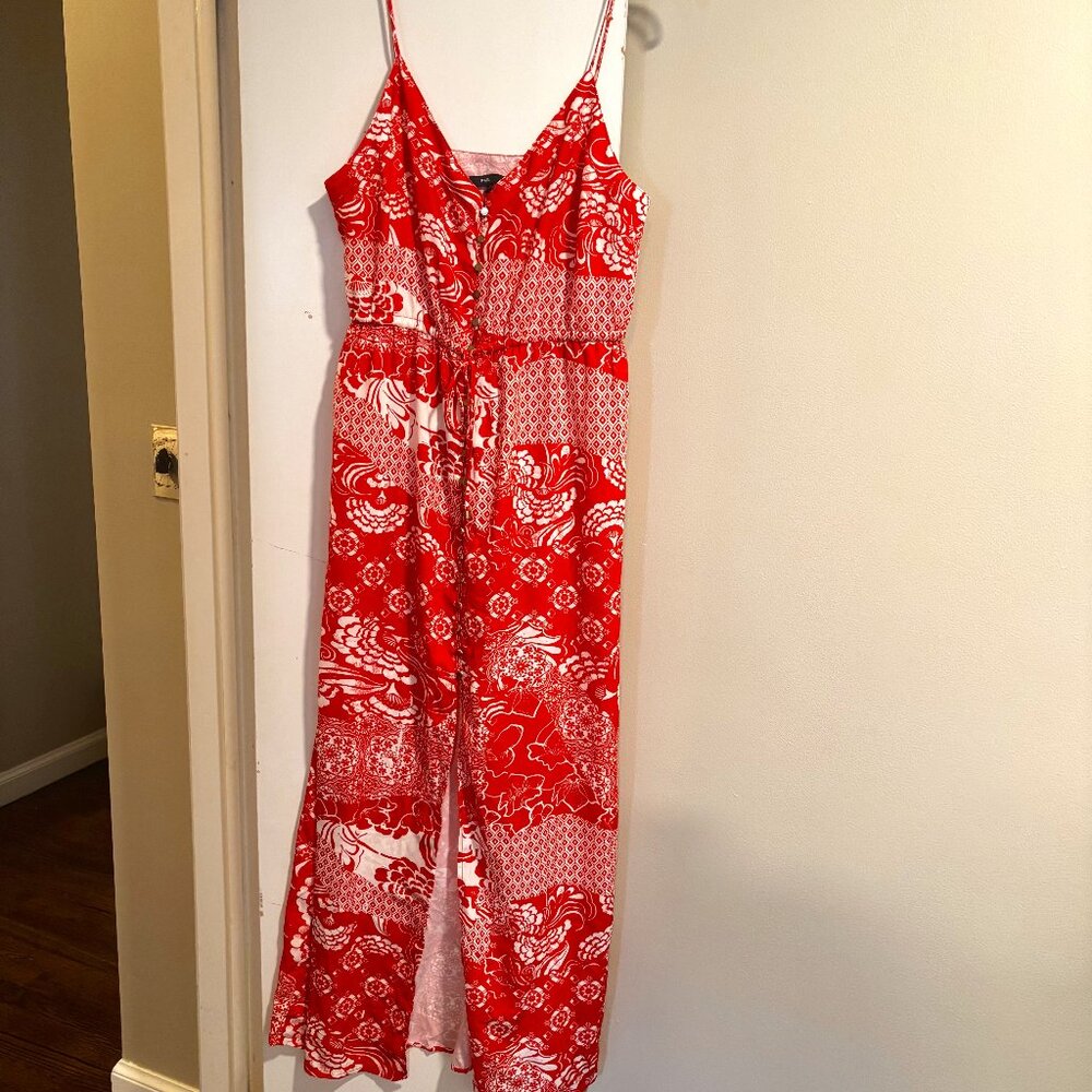 Fate Summer Red/Cream VNeck maxi dress with spaghetti straps SZ: Large